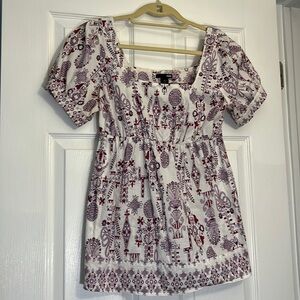 H&M adorable cotton top. Size 8 but runs